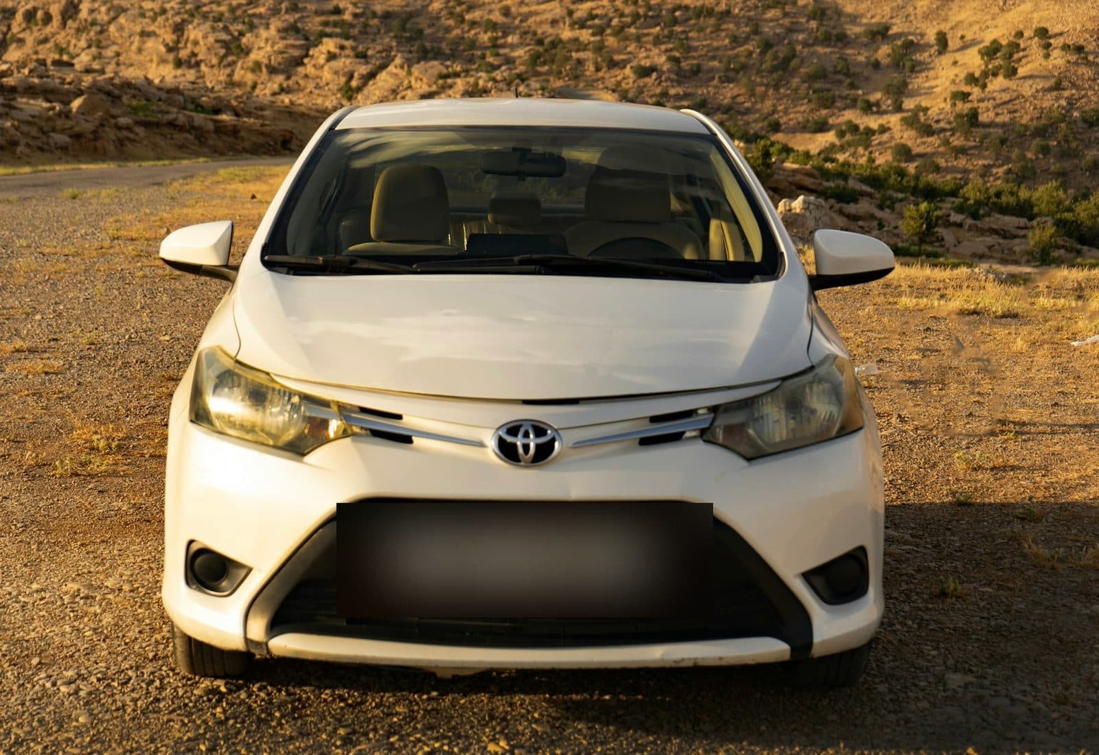 Toyota Yaris Sedan – foto 2 de 3